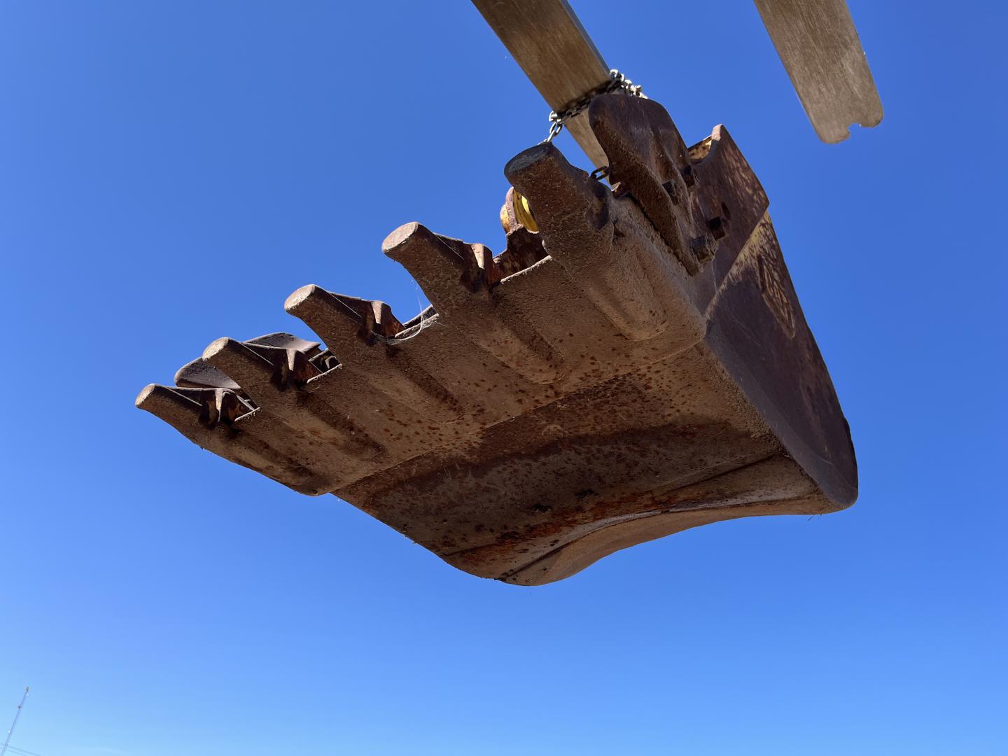 ./imagenes/INVOICE/2019/11727/CUCHARON PARA EXCAVADORAS (3).JPG